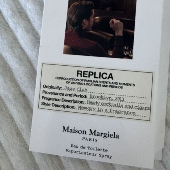 Perfume sample bundle - Chanel Bleu x2, nest x2, CAROLINA HERRERA, Maison Margie - Picture 5 of 7